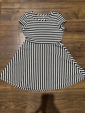 Cat & Jack Black and White Striped dress